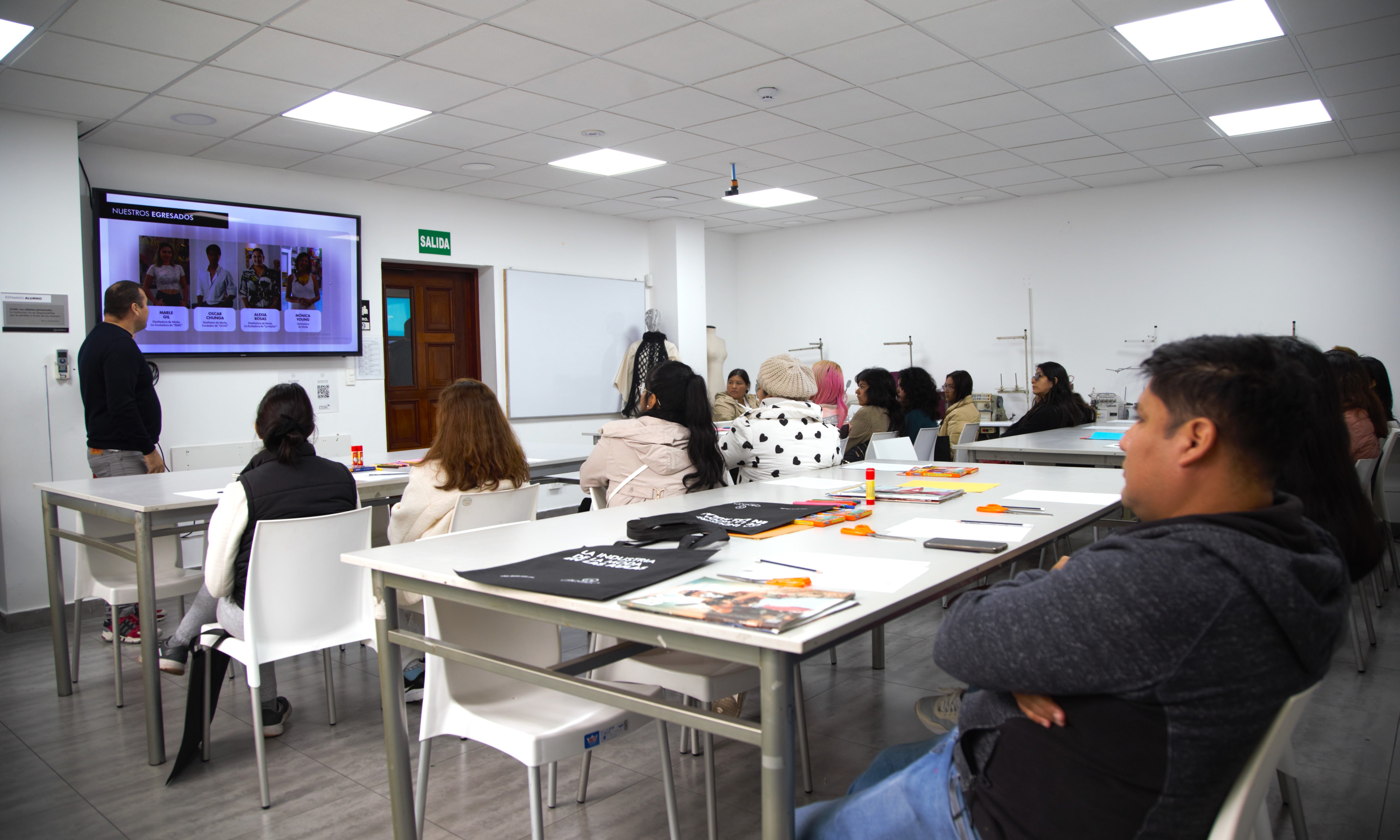 OPEN DAY CHIO LECCA: Conoce nuestra carrera Diseño de Modas