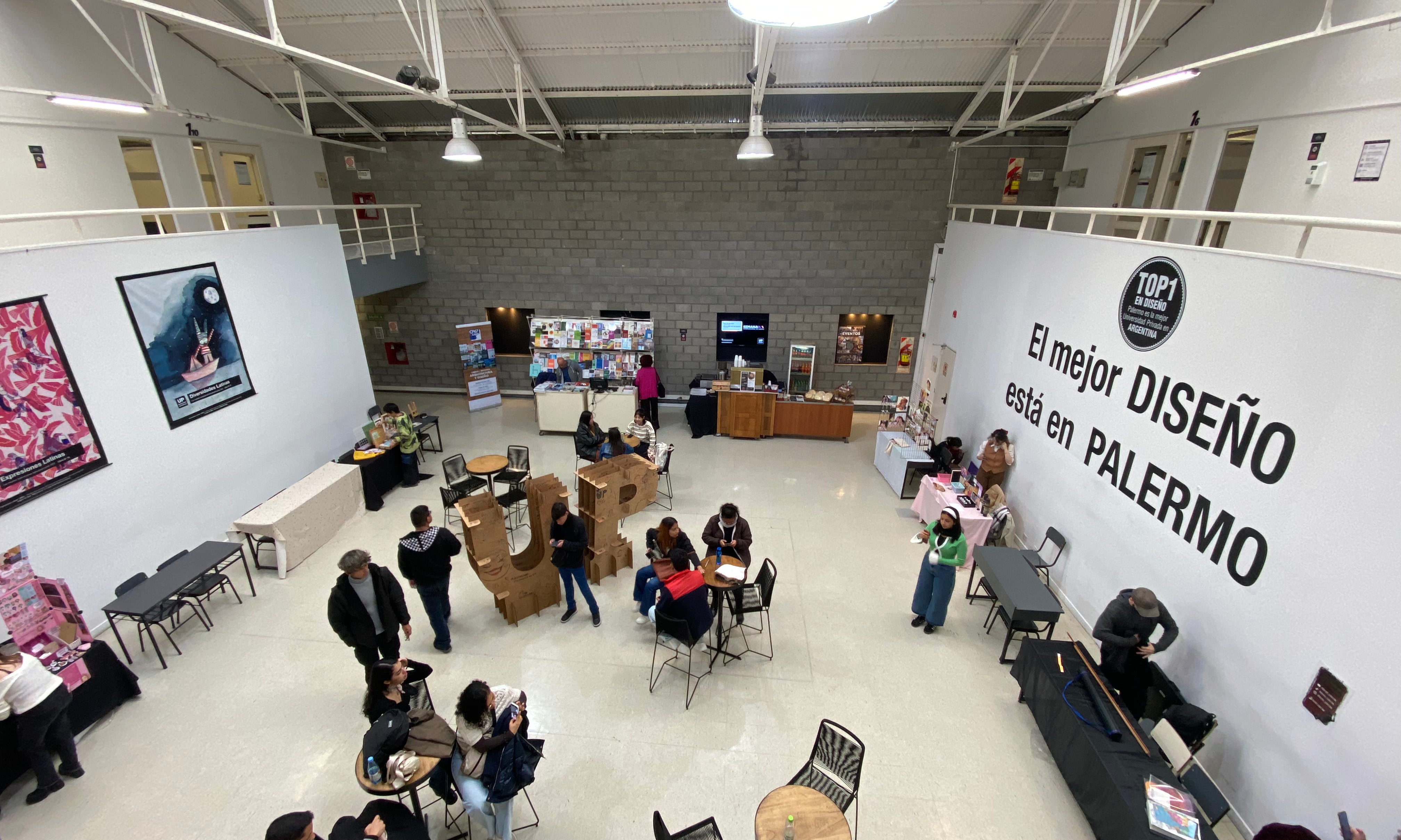 ¡Alumnos y egresados participan de la semana del diseño en la Universidad de Palermo!