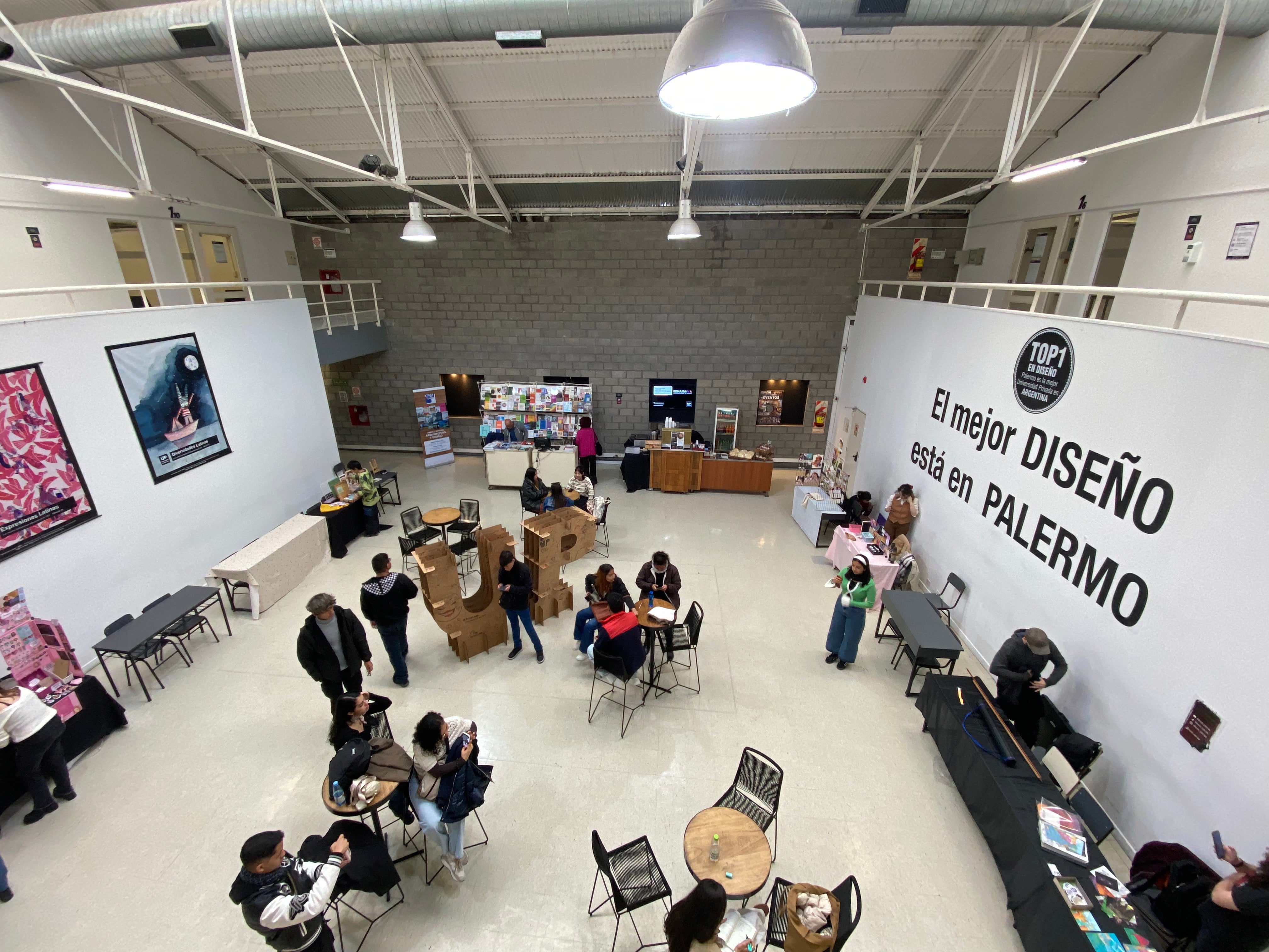 ¡Alumnos y egresados participan de la semana del diseño en la Universidad de Palermo!