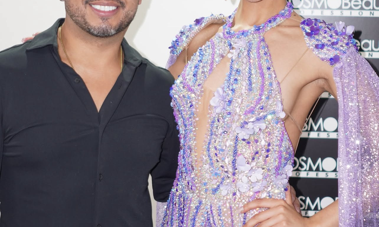 EGRESADA DE CHIO LECCA PRESENTA SUS DISEÑOS EN CERTAMEN DE MONTALVO EN COSMO BEAUTY 2025
