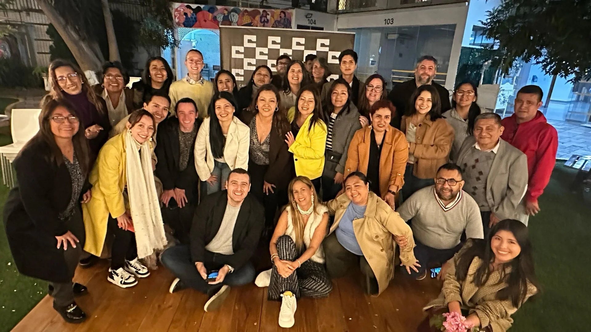 NOCHE DE INTEGRACIÓN Y RECONOCIMIENTO EN CHIO LECCA FASHION SCHOOL