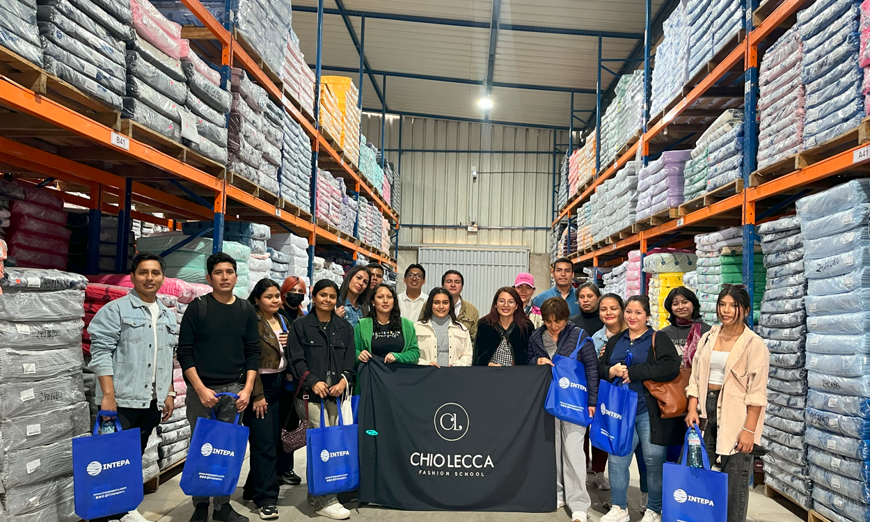 Nuestros alumnos descubren la innovación textil en Cotexsur