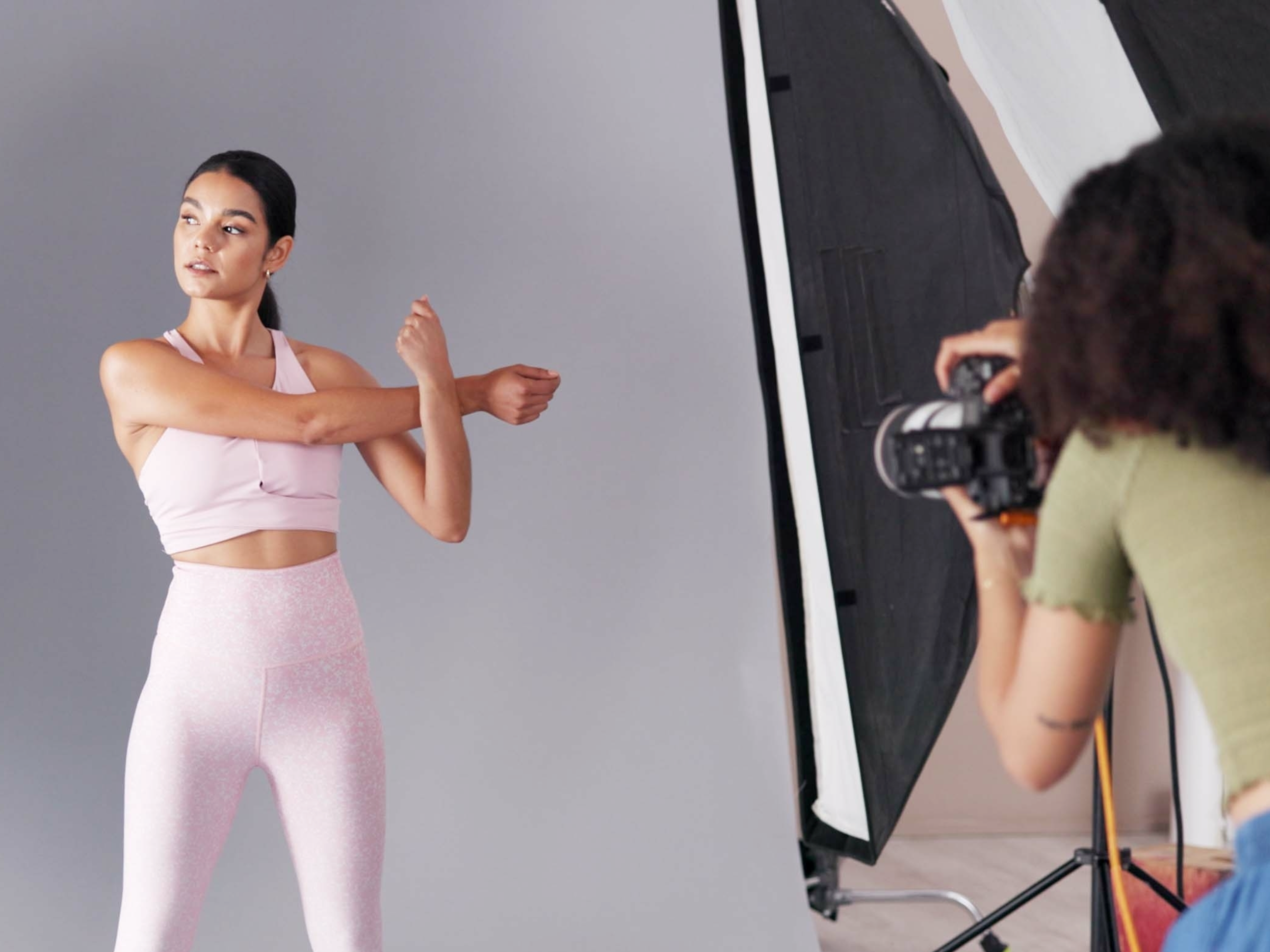 ¿Cómo lanzar una marca de moda paso a paso?